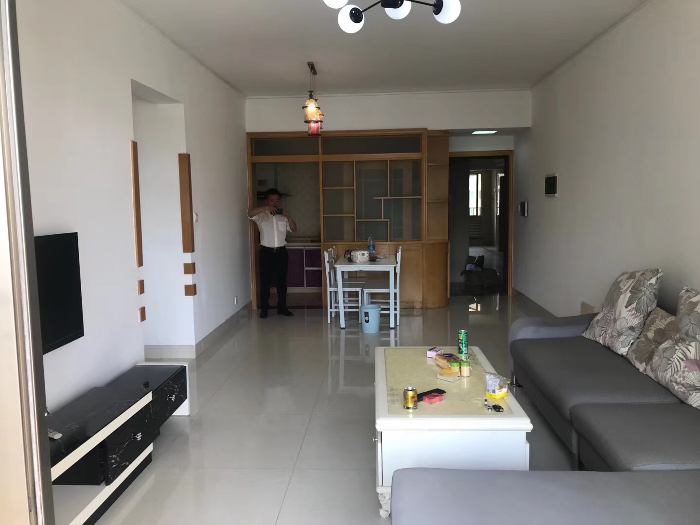 盛天华府3房2卫